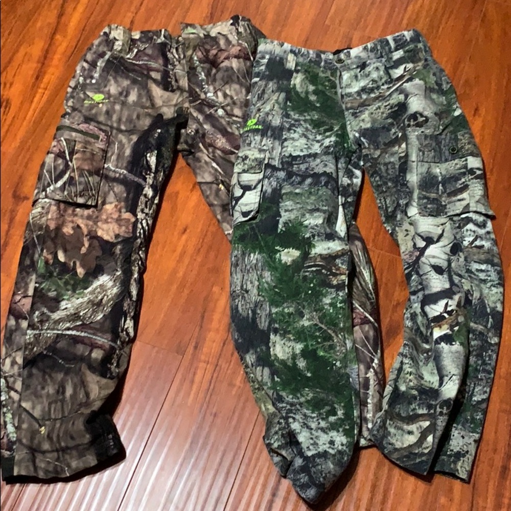 Two mossy oak hunting pants